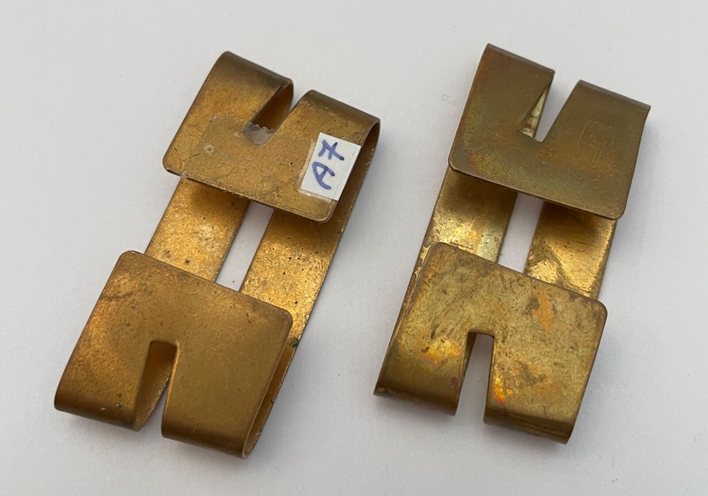 Metallic Shoulder Grades. lieutenant. A7 (L52)