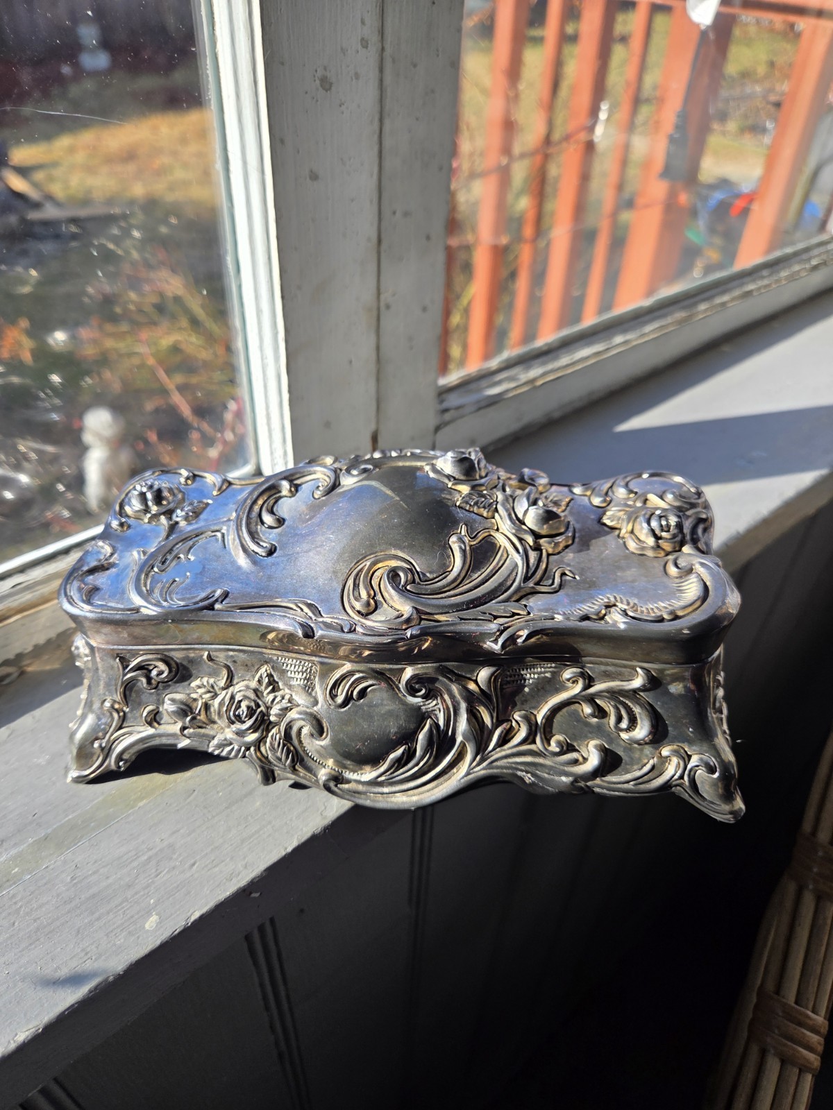 Vintage Wallace Silverplated Art Nouveau Jewelry Musicbox 1950-1960s Coffin Shap