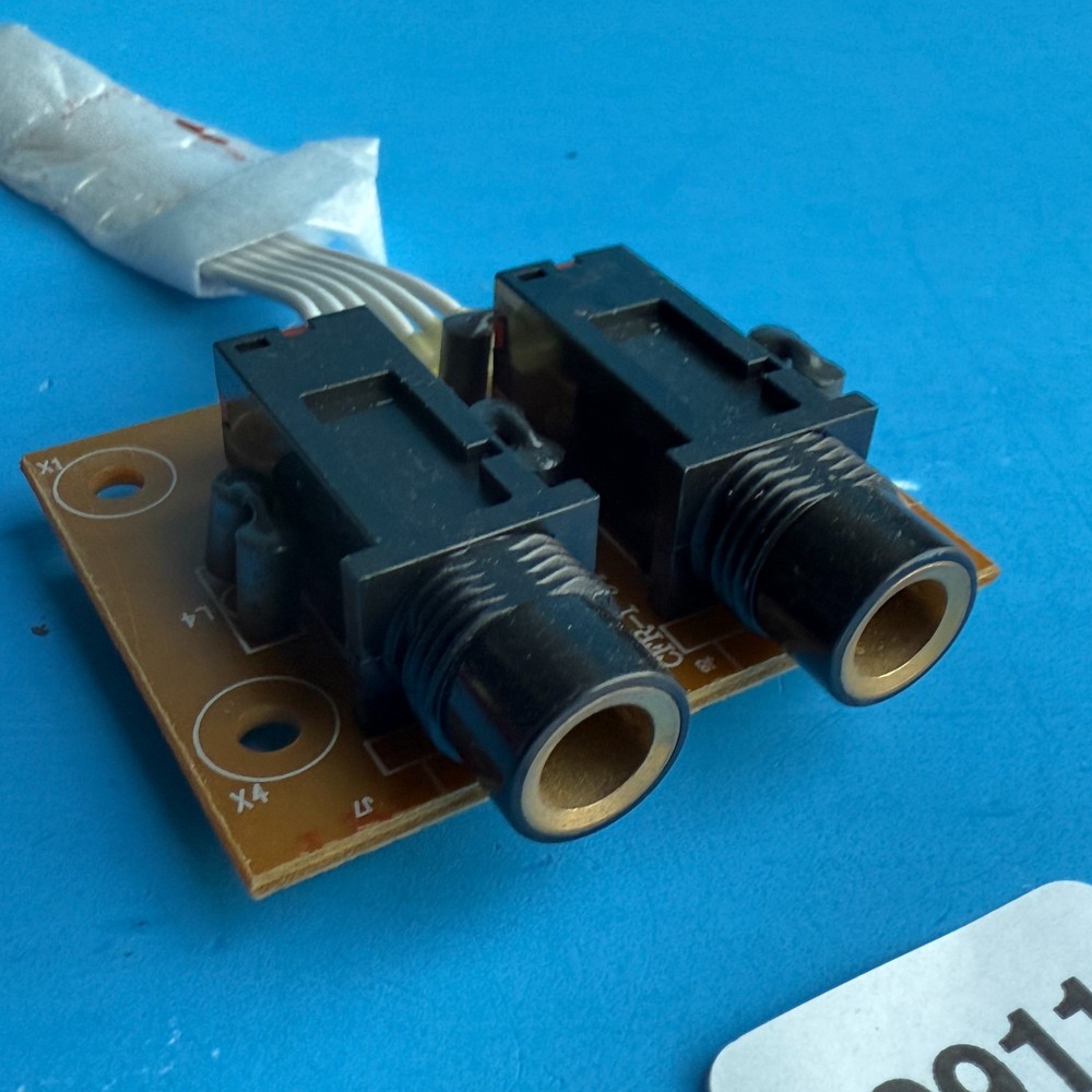 M-AUDIO KeyStudio 49i MIDI Keyboard OEM Part: Headphone Jack Input Socket PCB