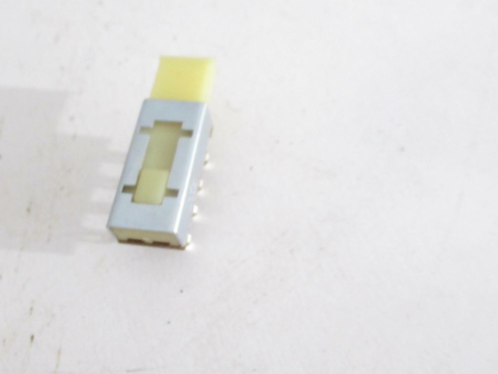 SLIDE SWITCH- W/PLASTIC TAB  - NEW - M7C