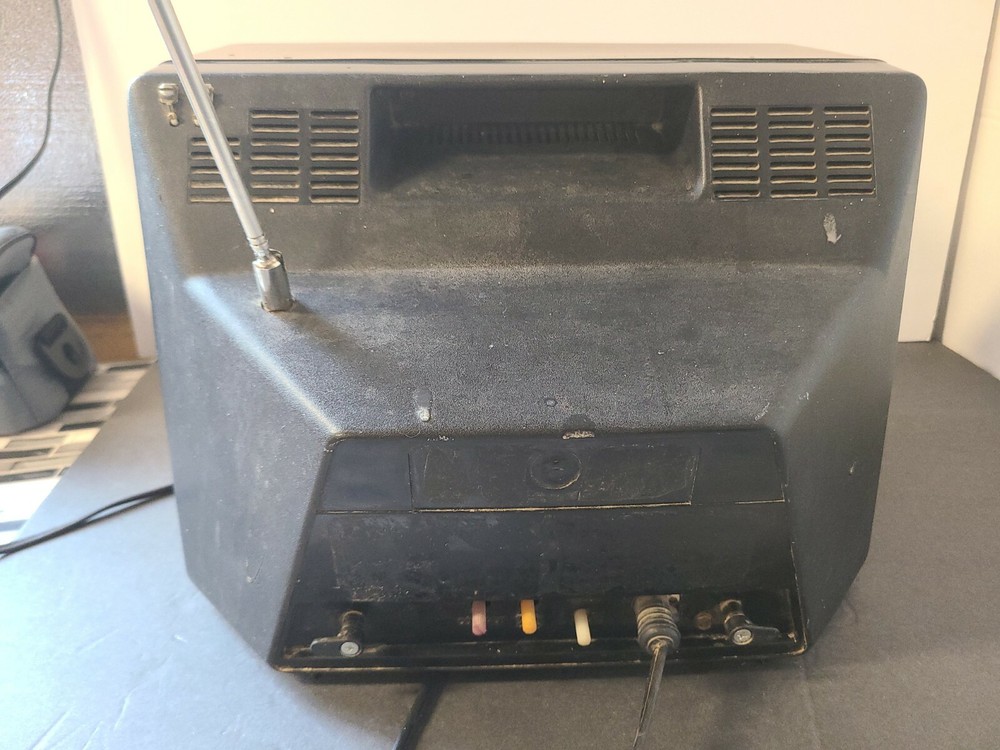 Vintage RCA Woodgrain Solid State Television 12"
