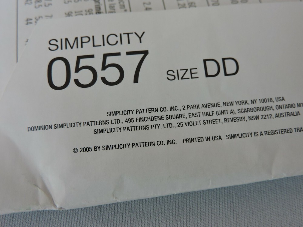 Simplicity Sewing Pattern 0557 Threads Collection Top Jacket Skirt Capris Pants