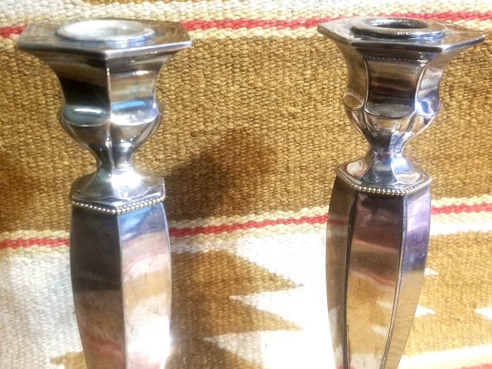 BEAUTIFUL PAIRPOINT SILVER PLATE CANDLESTICKS LILLY PAD BASE BEADED TOP 8.5"