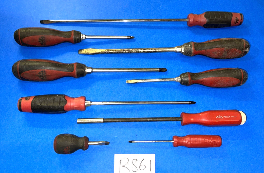 MAC TOOLS 9 PIECE ASSORTED SCREWDRIVER SET & BIT DRIVER