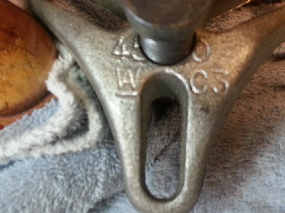 Harmonic Balancer Steering Wheel Puller 4 Way Yoke