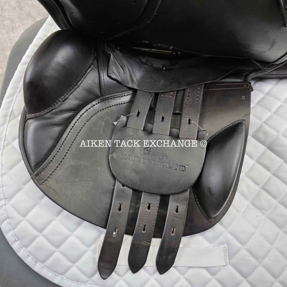 2017 County Solution Jump Saddle, 17.5" Seat, Narrow Tree (Read Description)