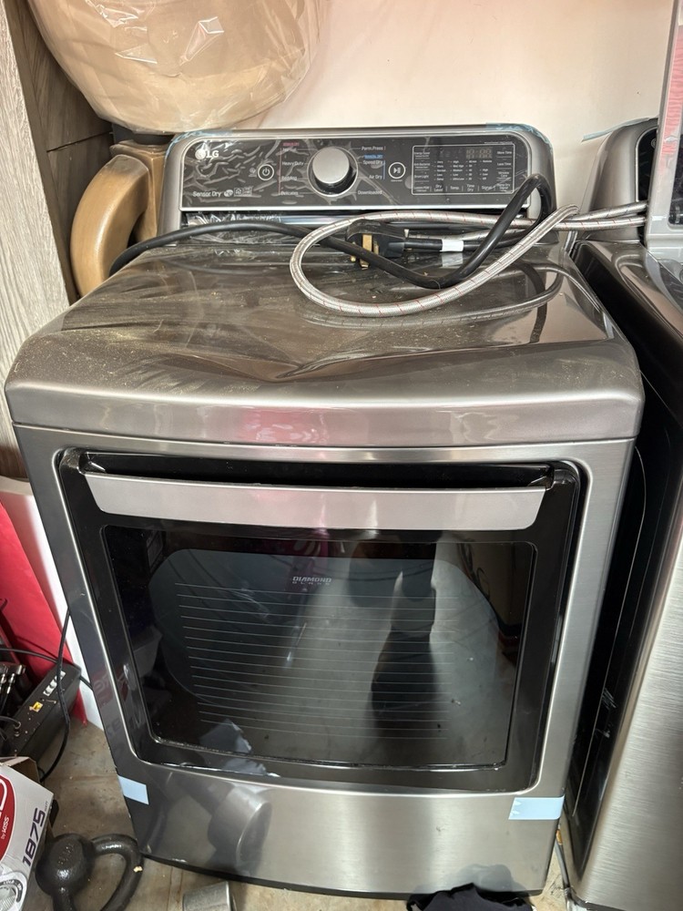 LG Washer & Dryer Set