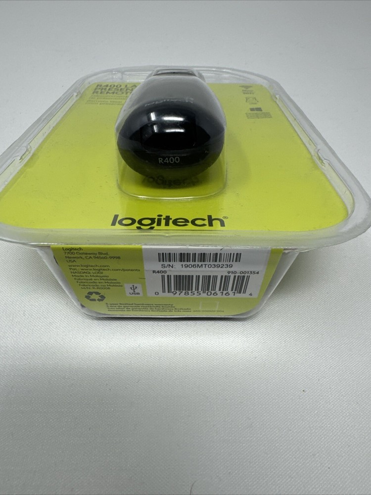 Logitech R400 Presenter Remote Control & Laser Pointer Black 910-001354