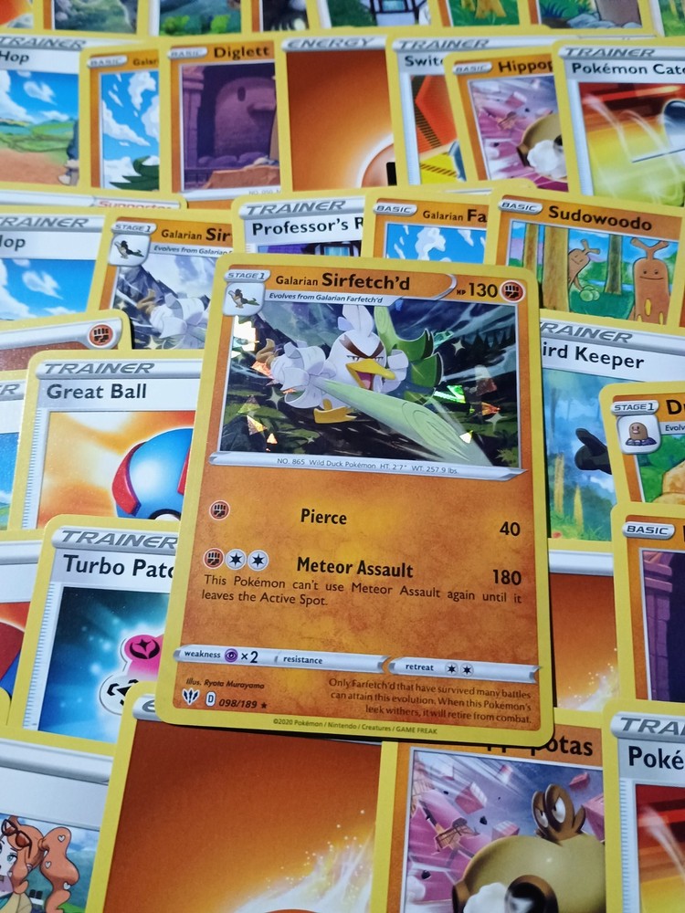 Sword & Shield Darkness Ablaze Galarian Sirfetch'd Theme Deck