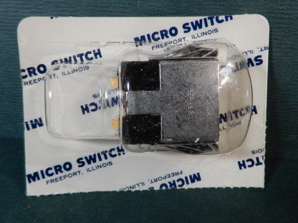 Honeywell Micro Switch 2F212  "Series 2" Operator Indicator Module NOS