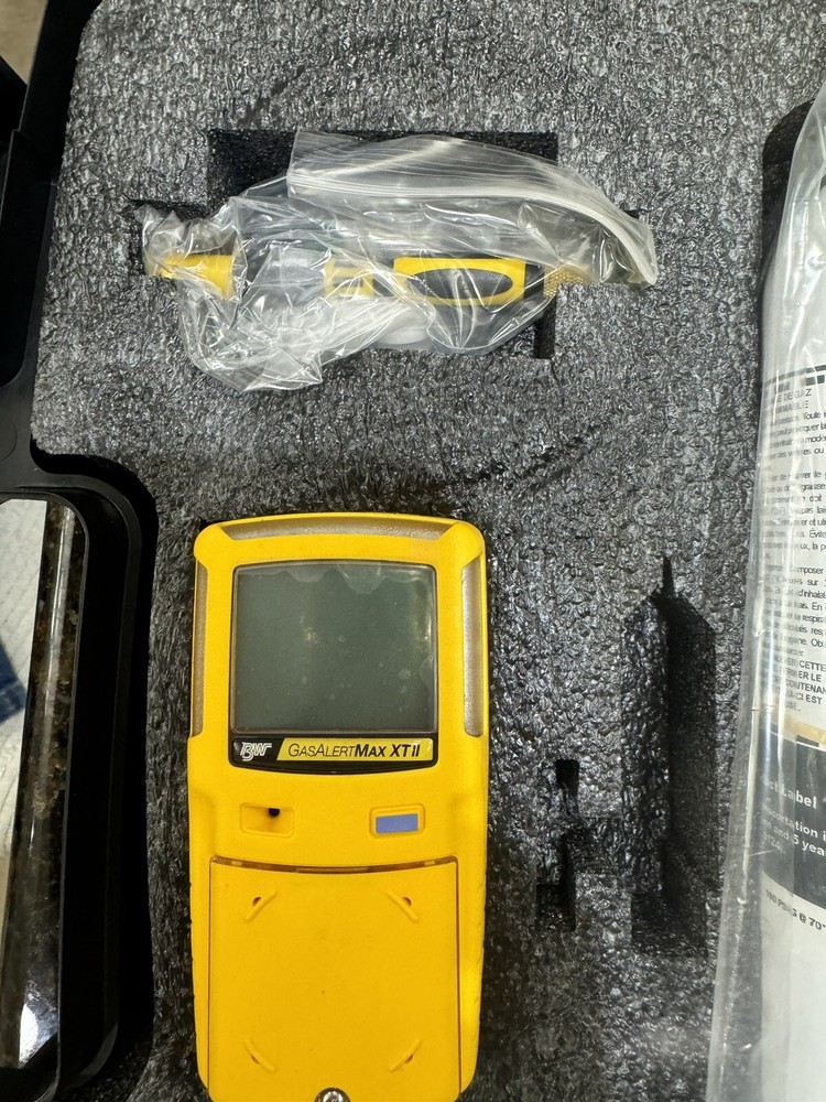 BW TECHNOLOGIES GAS ALERT MAX XT II GAS DETECTORS