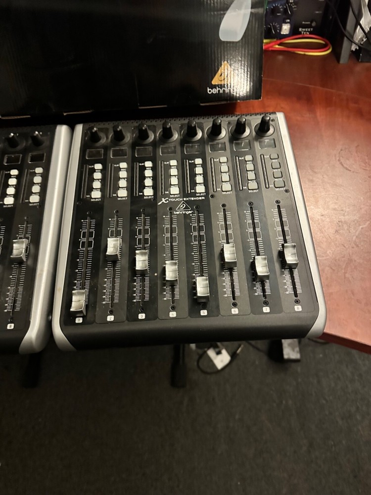 Behringer X-Touch Controller Extender