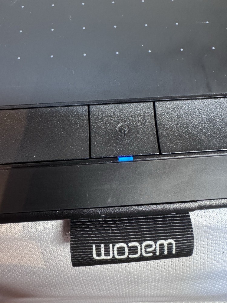 Wacom Intuos CTL-4100WL Graphics Tablet Black USB Connectivity Model CTL-4100WL