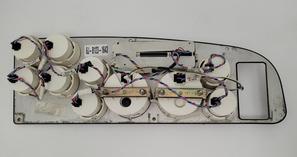 2004 PETERBILT 387 USED INSTRUMENT CLUSTER