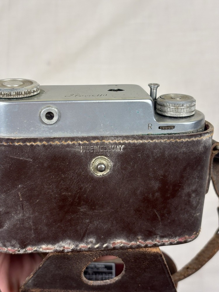 Iloca IIa Rangefinder Camera Black/Silver with Leather Case