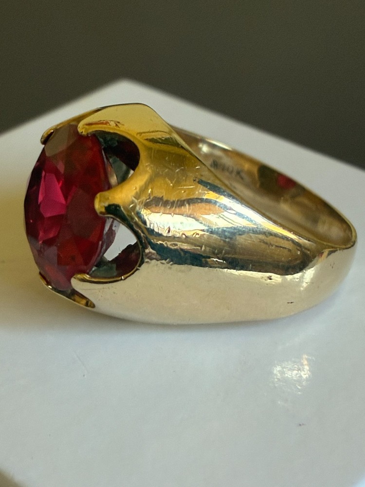 Men's 10K Gold Ring + Lab Created Ruby/Garnet Stone (Preowned)