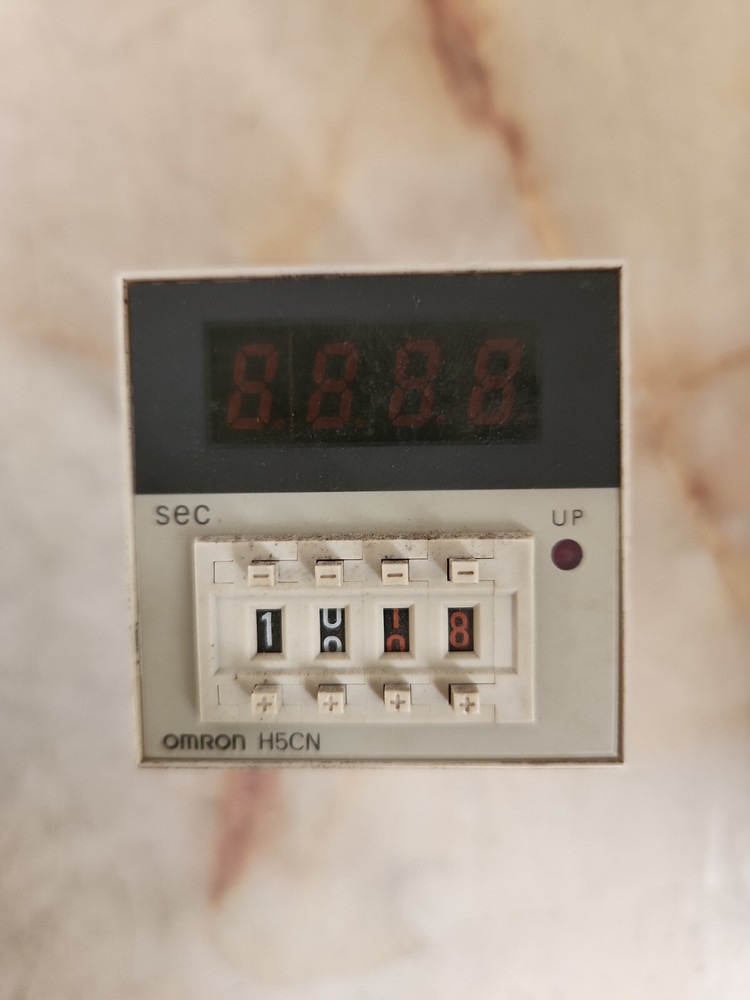 OMRON H5CN-YAN DIGITAL TIMER