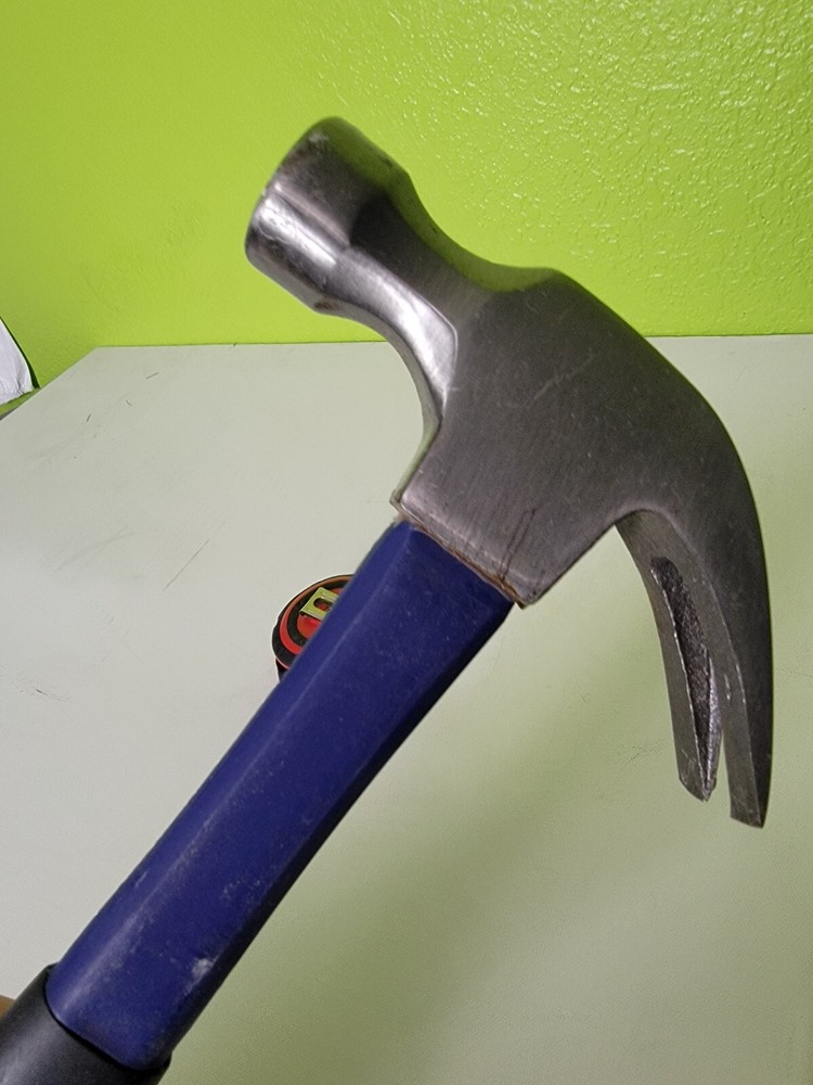 16 Oz Curved Claw Hammer Tool Blue