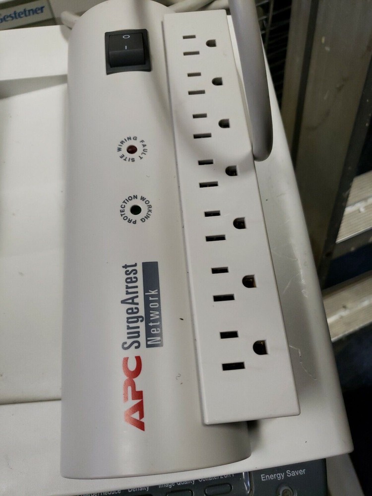 APC SurgeArrest Professional Pro7