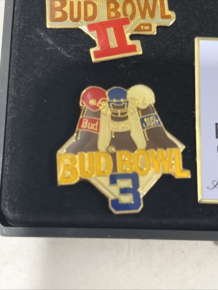 Bud Bowl Commemorative 7 Pin Set