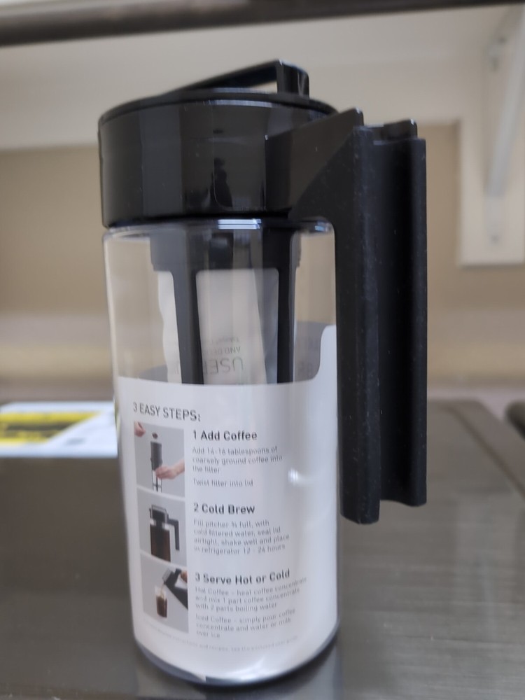 Takeya 10310 1 Quart Cold Brew Coffee Maker - Black