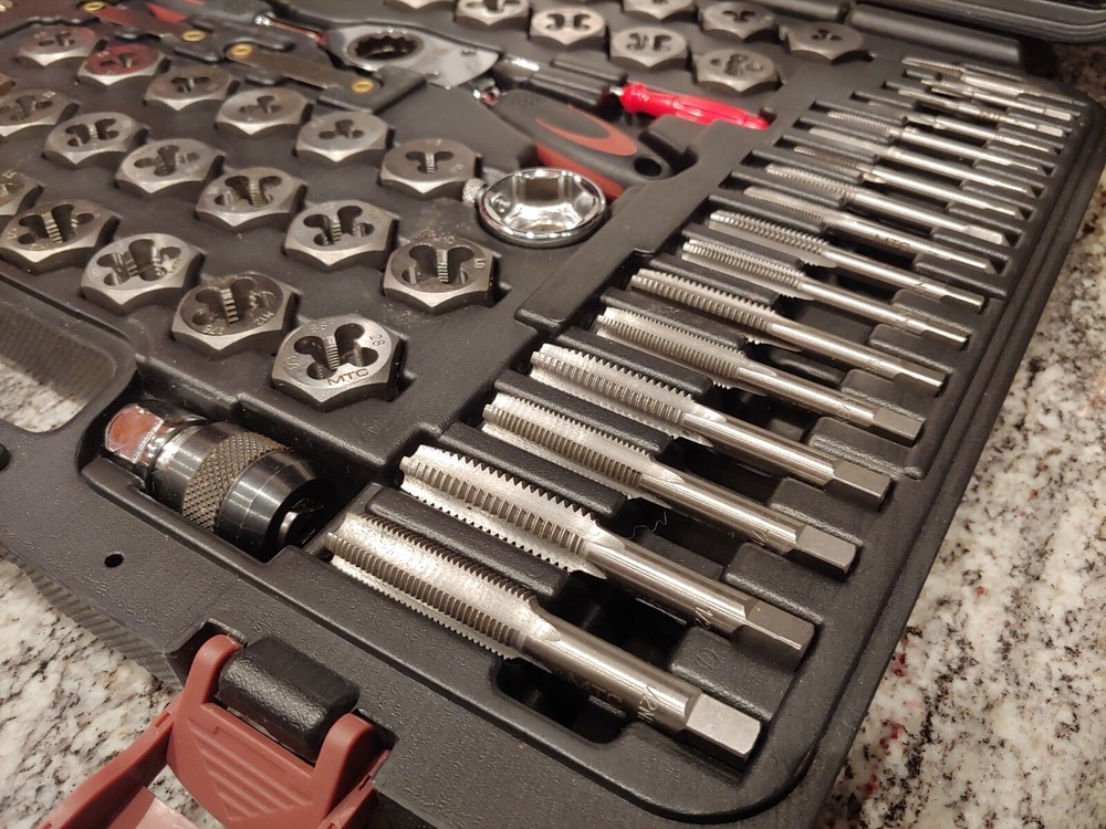 Matco Tools 81 PIECE AUTO MASTER TAP AND DIE SET