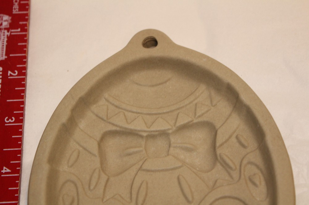 Easter Egg Wilton 1997 Cookie Mold ~5.5" L