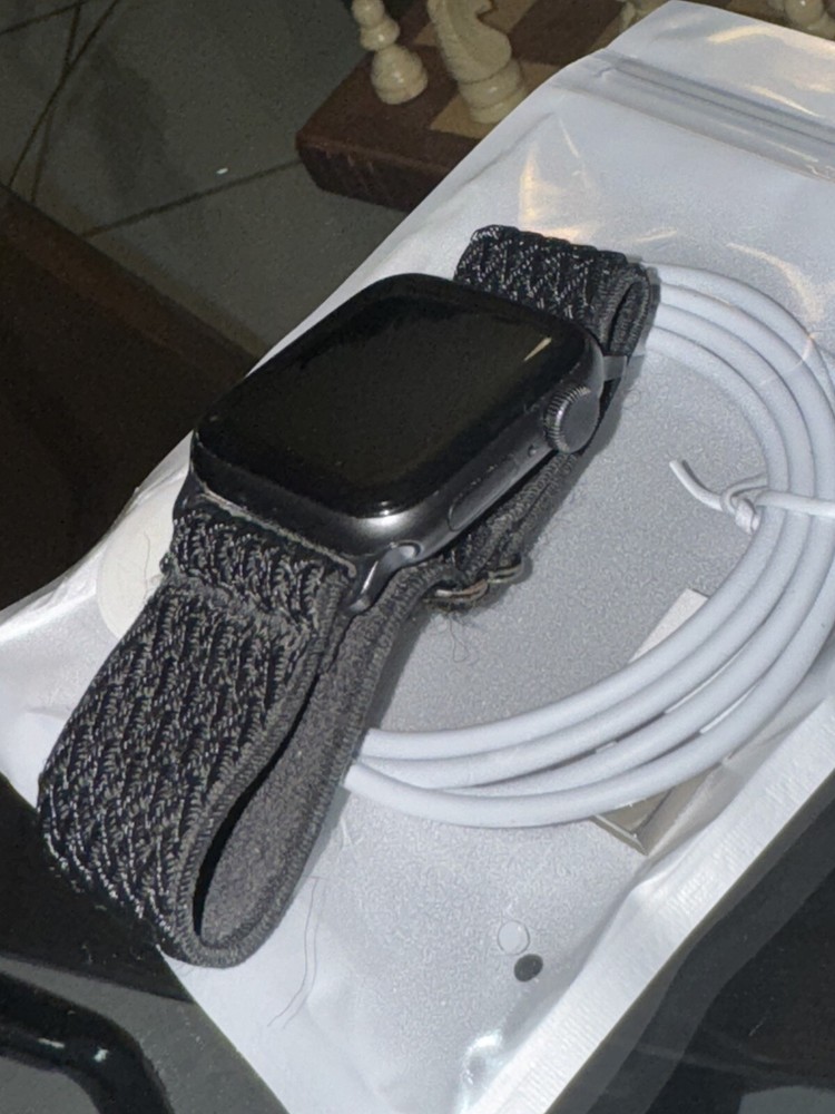 apple watch se 38mm black