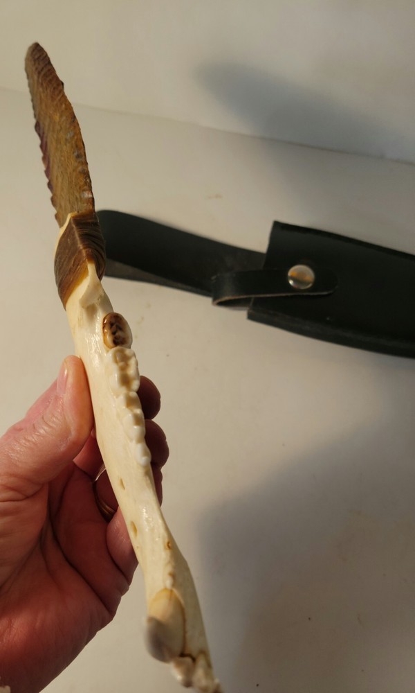 Obsidian Dagger with Sheath