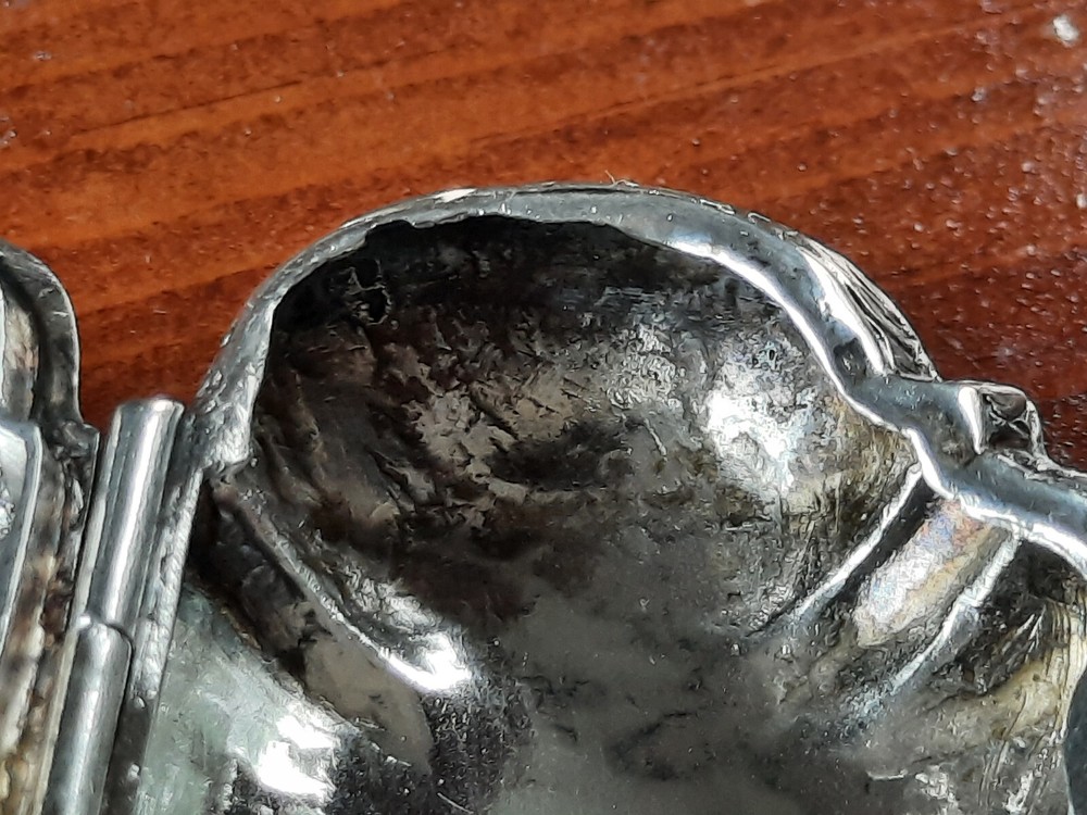 800 Silver Cast German Shell Shaped Trinket or Snuff Box
