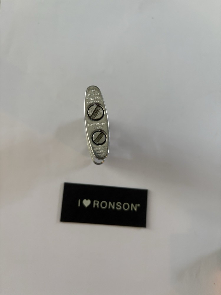 VINTAGE ANTIQUE RONSON STANDARD LIGHTER