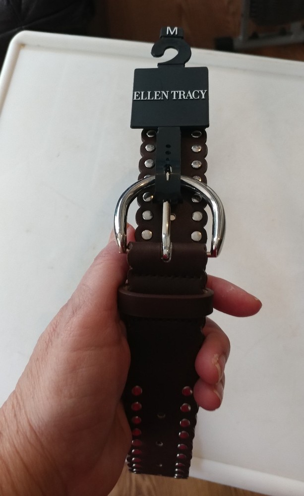 WOMENS ELLEN TRACY BROWN BELT SIZE MEDIUM