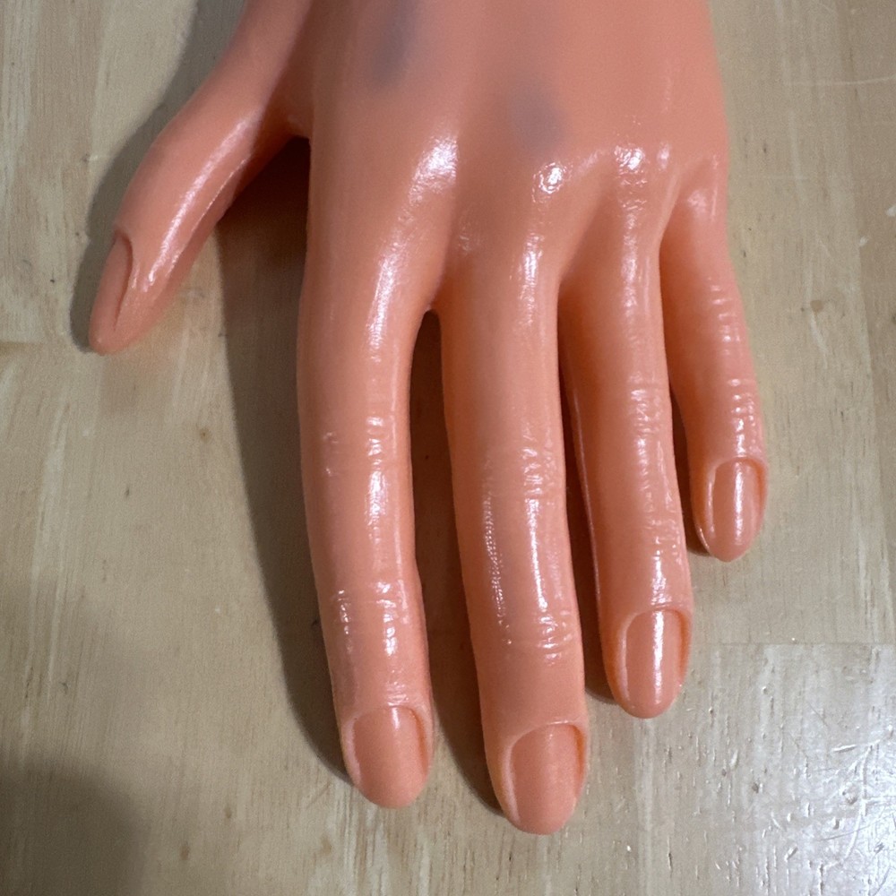 manicure practice hand