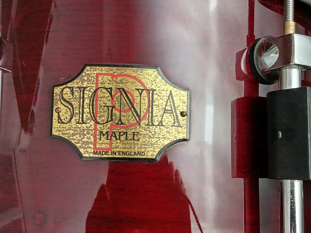 PREMIER SIGNIA 13" CHERRY FINISH TOM DRUM, NICE CONDITION!