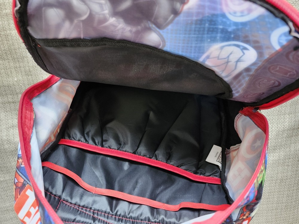 Marvel Universe 17" Backpack , Avengers School Bookbag