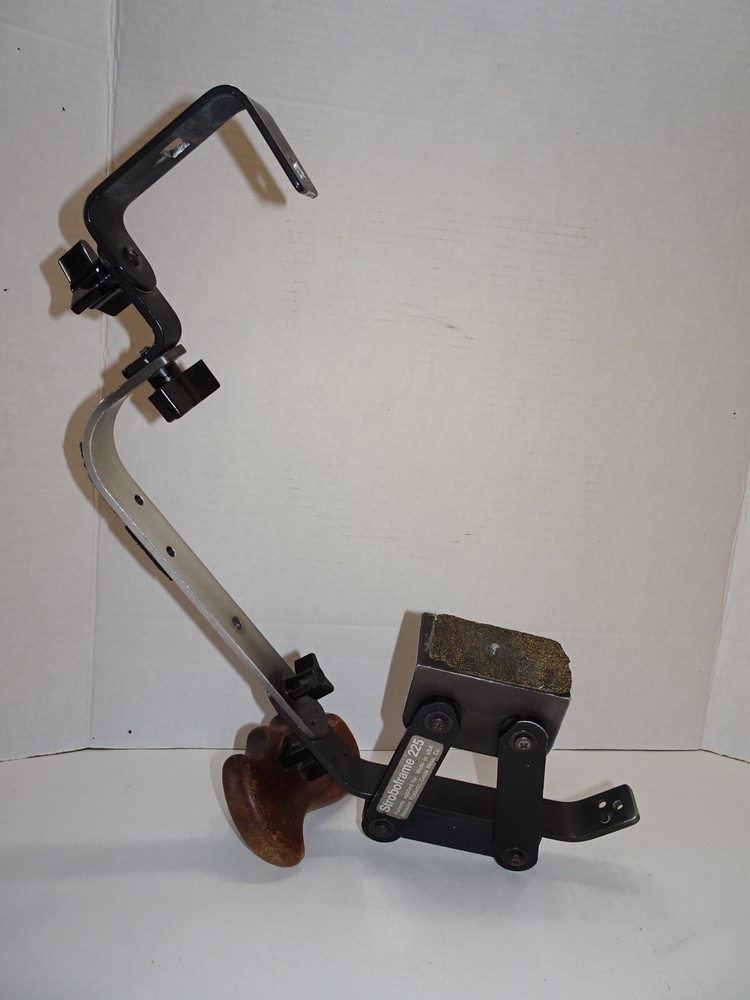 Stroboframe 225 Strobe Flash Bracket for 35mm, Medium Format Camera Wooden Grip