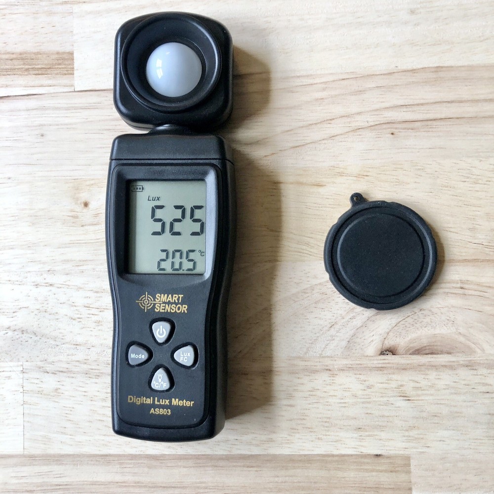 Smart Sensor AS803 LCD Digital Lux Meter Handheld Working