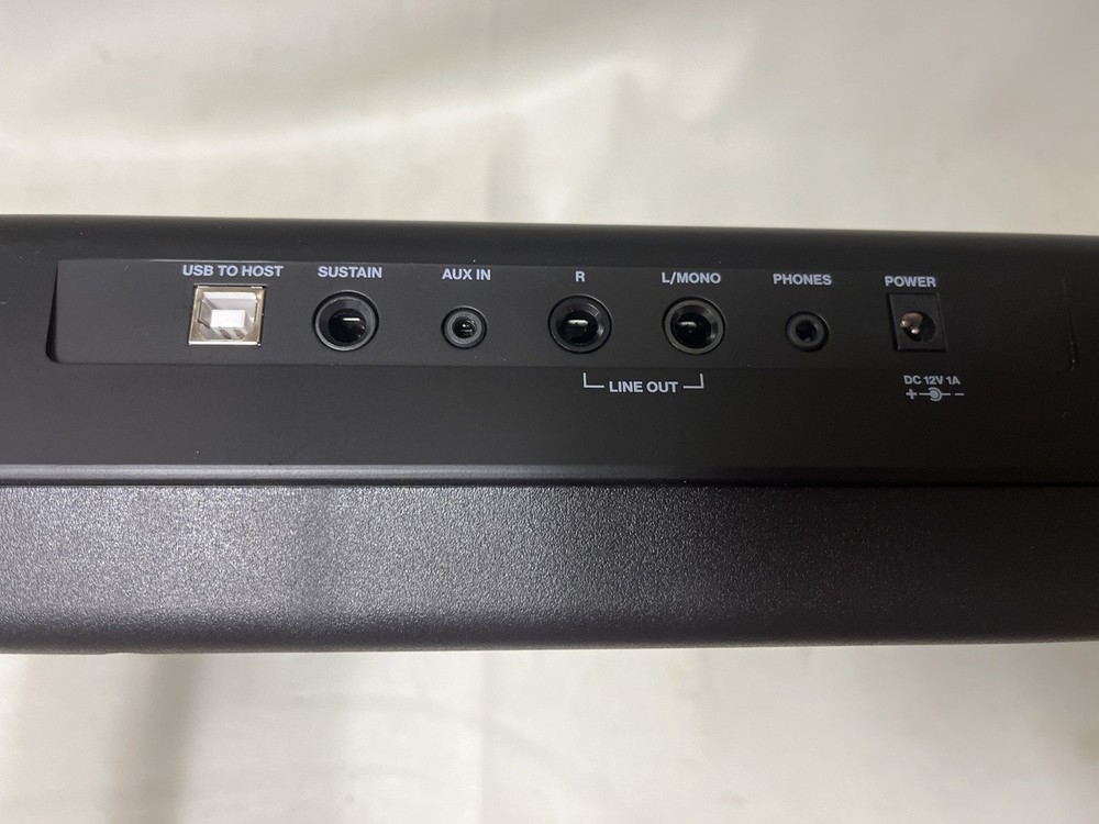 WILLIAMS LEGATO LE 88-KEY FULL-SIZE DIGITAL PIANO