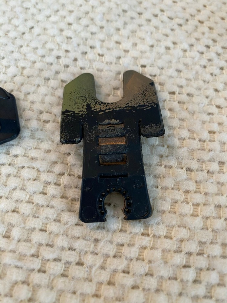 Jennings Plastic Flipper Rest and Arrow Holder