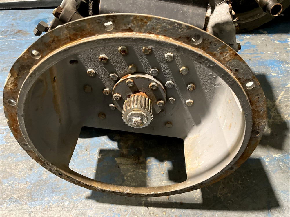 CARRIER TRANSICOLD AIR COMPRESSOR MODEL 05GC041170