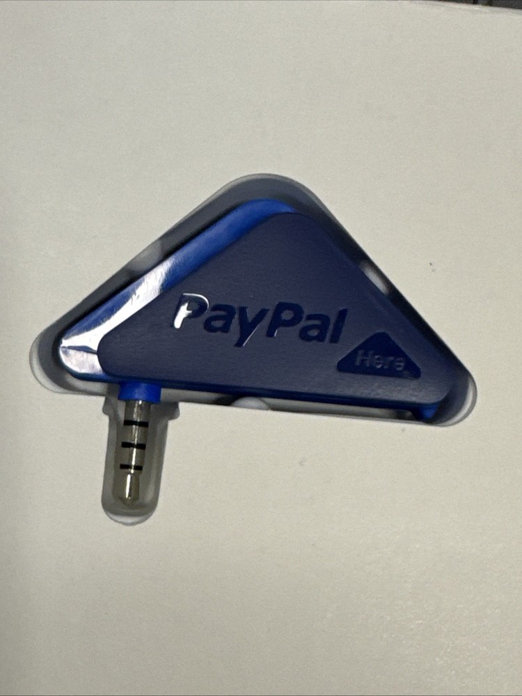 Paypal Here Mobile Reader Credit Debit Card Headphone Aux