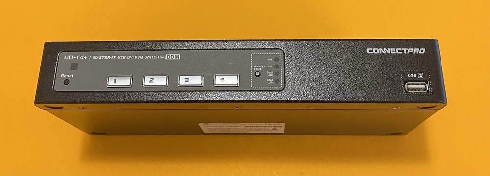 Connect Pro UR-14+CF Master IT USB KVM Switch w/DDM USED