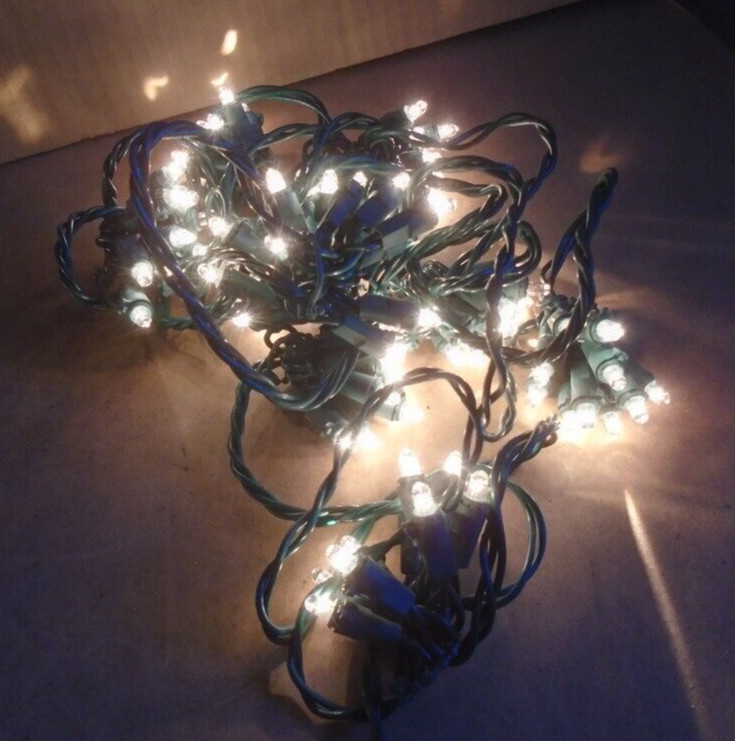 100 Ultra Burst Cluster Light Set Plug-In Clear Green Wire (2-boxes)