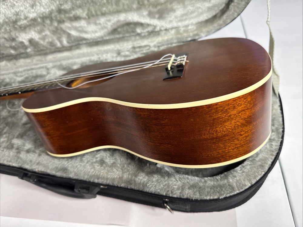 Kala KA-B Baritone Wood Ukulele With Carry Case See Description