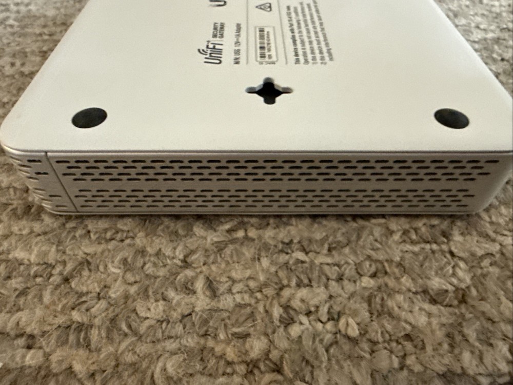 Ubiquiti Networks UniFi Security Gateway