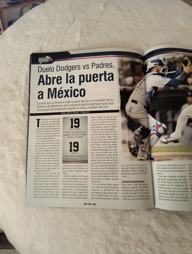 2018 Dodgers/Padres Monterrey Mexico Program
