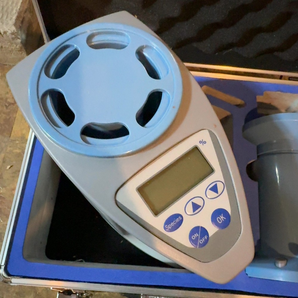 Grain Moisture Meter 20+ Grains Tester LCD Wheat Corn Rice Weight Density Temp