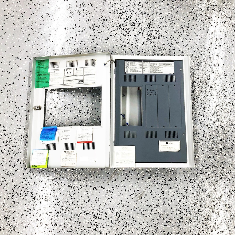 Edwards System Technology Empty Fire Alarm Enclosure EST 2 USED