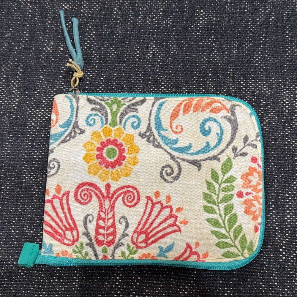 Atenti Circular Needle Case with Insert, Rambla Suzani Paisley Pattern